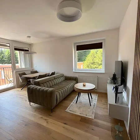 Verde Apartment