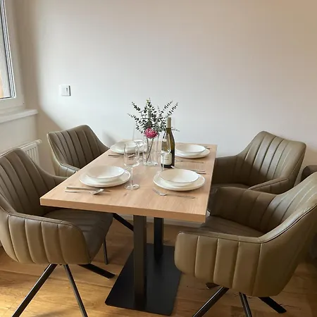 דירה Verde Apartment