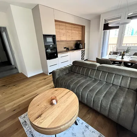 דירה Verde Apartment